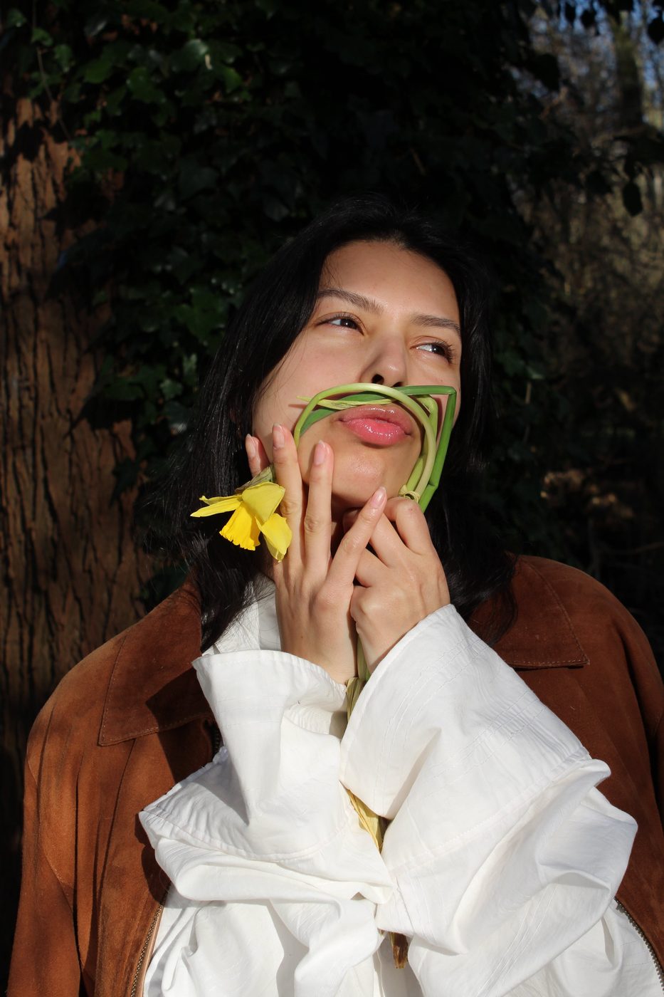 The Bloom that follows the Wind — lookbook photograph 12